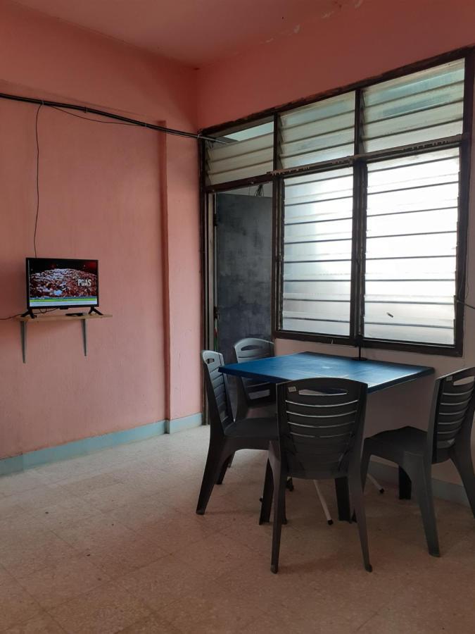 Homestay Idaman Tun Hussein - Harga Untuk 1 Rumah ,1 Bilik ,1 Bilik Air 4 Single Bed - Not Sharing Perai Buitenkant foto