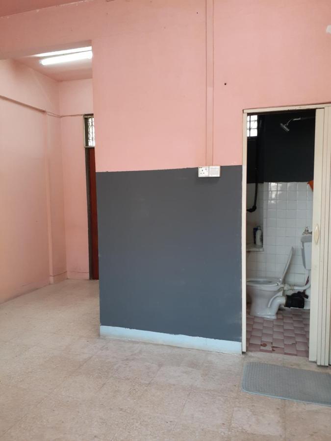 Homestay Idaman Tun Hussein - Harga Untuk 1 Rumah ,1 Bilik ,1 Bilik Air 4 Single Bed - Not Sharing Perai Buitenkant foto